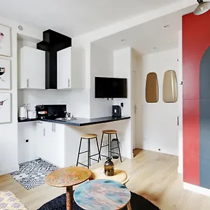 Pick A Flat's Apartements In Louvre-rivoli - Rue Du Roule Paris